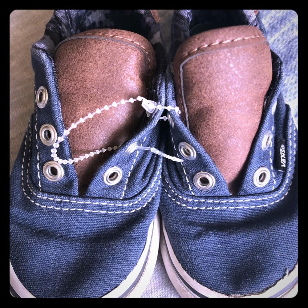 👟⭐️Vans toddler size 6 boys ⭐️